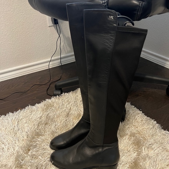 Michael Kors Black Leather Boots - Picture 1 of 2